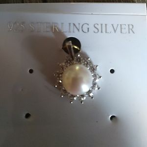 Pearl pendant with cz halo
